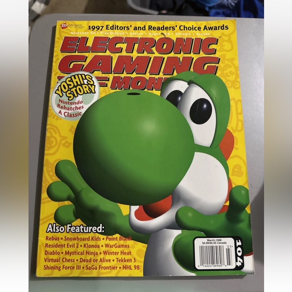 Electronic Gaming Monthly Issue 104 March 1998 Yoshi's Story FF Tactics Cards